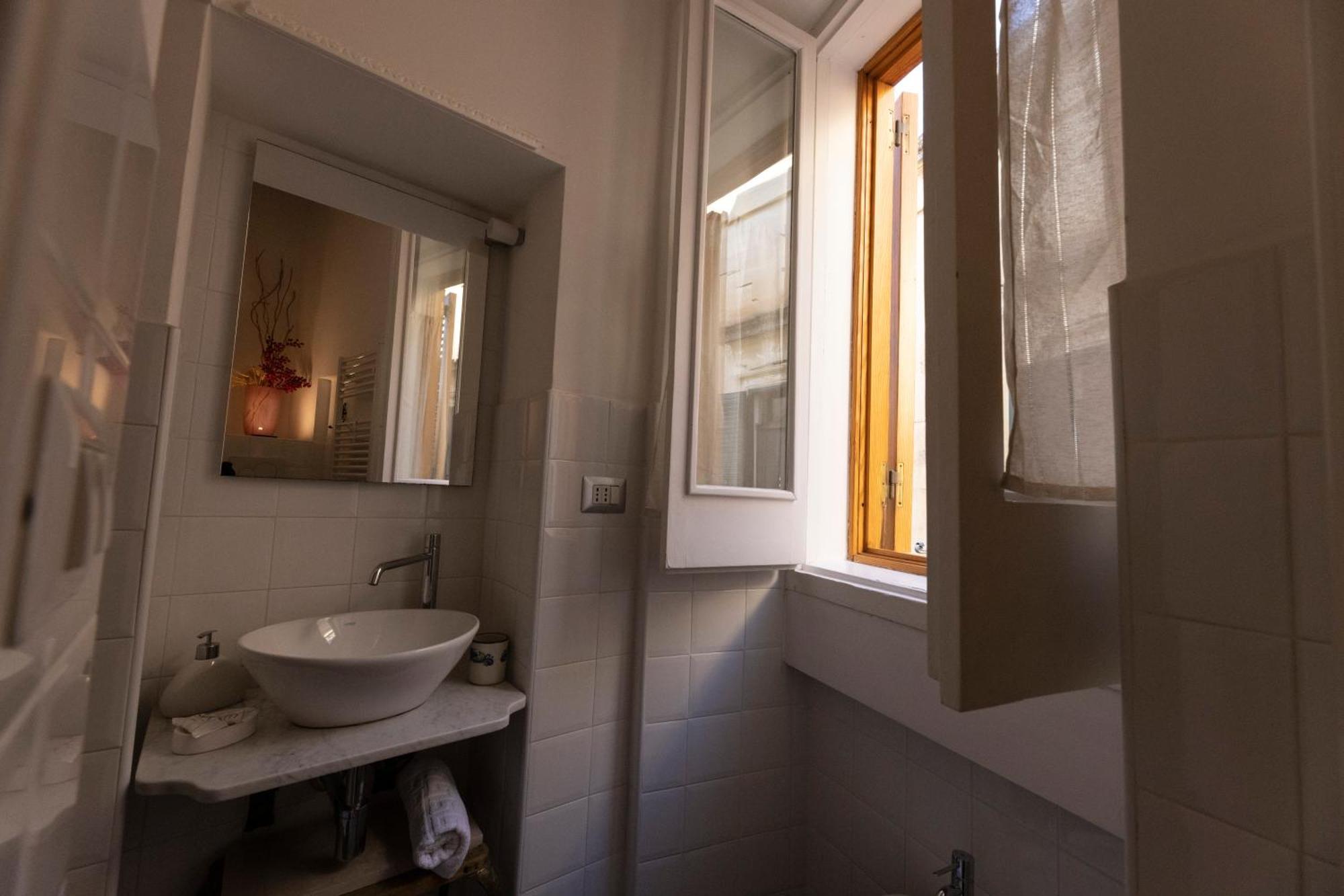 Antica Dimora Dei Nonni Bed and Breakfast Lecce Buitenkant foto