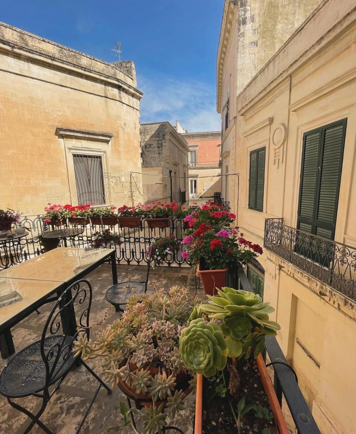 Antica Dimora Dei Nonni Bed and Breakfast Lecce Buitenkant foto